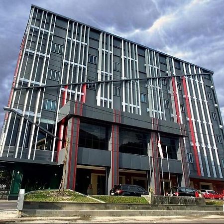 New Hollywood Hotel Pekanbaru Ngoại thất bức ảnh