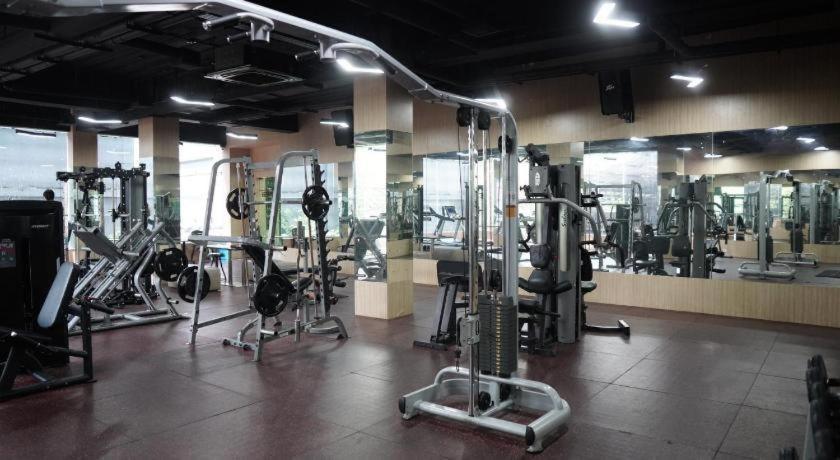 New Hollywood Hotel Pekanbaru Ngoại thất bức ảnh